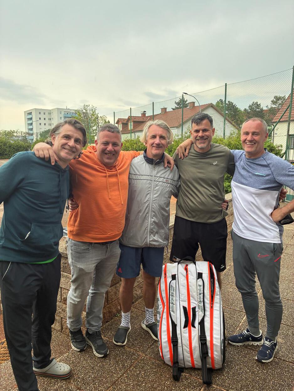 Herren + 45 auswärts gegen ATV Wr. Neustadt